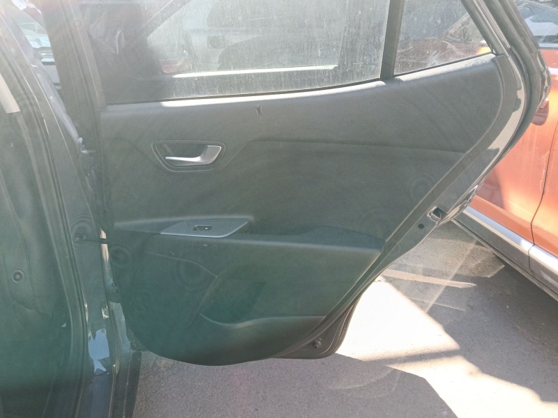 Recambio de guarnecido puerta trasera derecha para kia stonic (yb) 1.0 t-gdi eco-dynamics+ referencia OEM IAM   