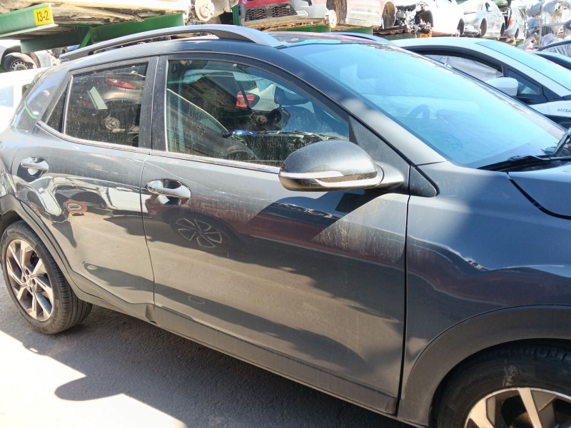Recambio de puerta delantera derecha para kia stonic (yb) 1.0 t-gdi eco-dynamics+ referencia OEM IAM   