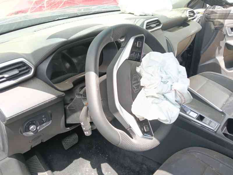 Recambio de volante para mg zs hybrid+ 1.5 referencia OEM IAM   