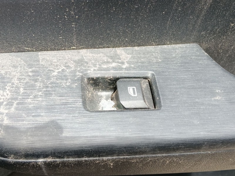 Recambio de mando elevalunas delantero derecho para mg zs hybrid+ 1.5 referencia OEM IAM   