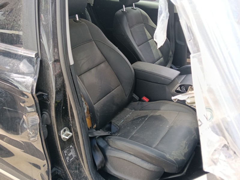 Recambio de asiento delantero derecho para mg zs hybrid+ 1.5 referencia OEM IAM   