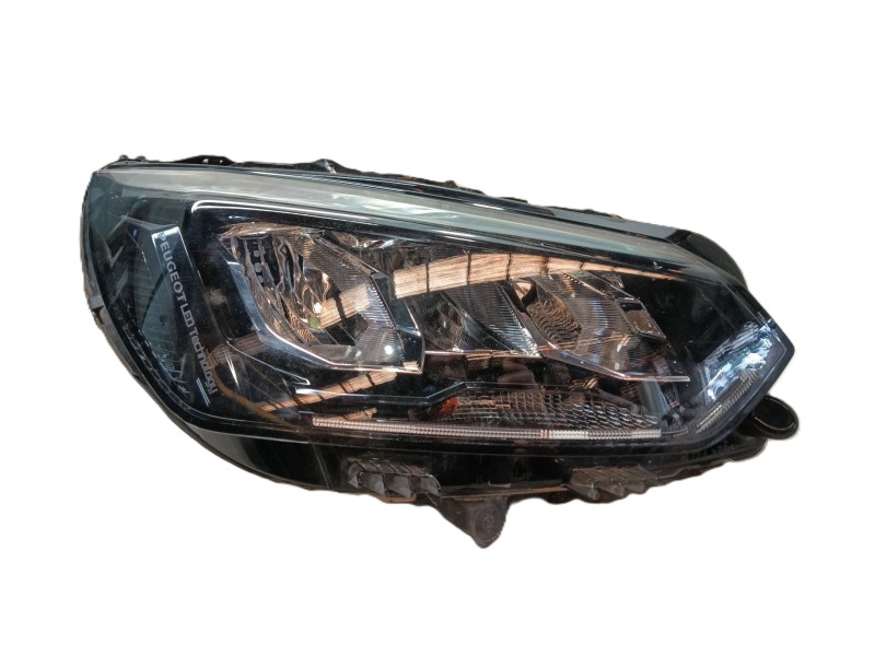Recambio de faro derecho para peugeot 2008 ii (ud_, us_, uy_, uj_, ur_, uc_) 1.2 puretech 130 referencia OEM IAM 9833036180 9833