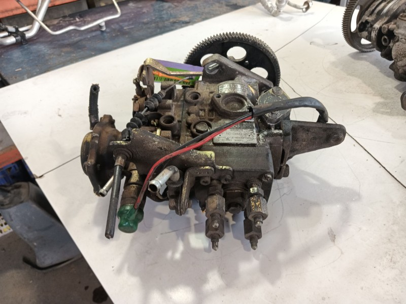 Recambio de bomba inyeccion para nissan atleon 110 tk35/1 referencia OEM IAM   