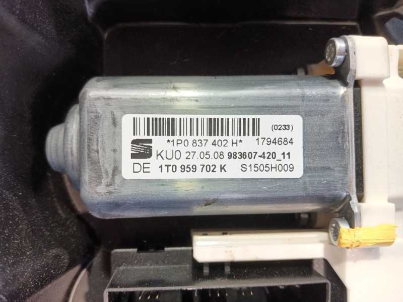 Recambio de elevalunas delantero derecho para seat leon (1p1) 1.9 tdi referencia OEM IAM   