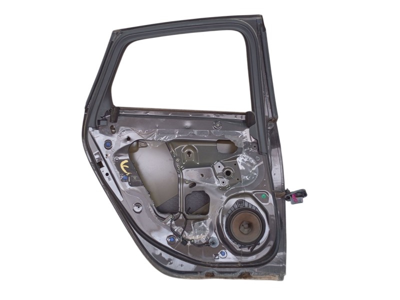 Recambio de puerta trasera izquierda para opel astra j sedán 1.7 cdti (69) referencia OEM IAM 13285610  