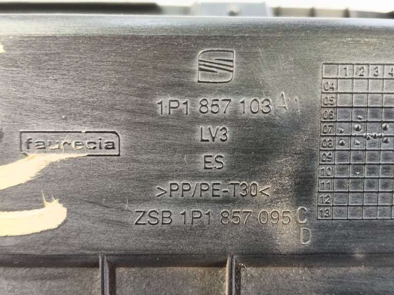 Recambio de guantera para seat leon (1p1) 1.9 tdi referencia OEM IAM 1P1857121A1MM  