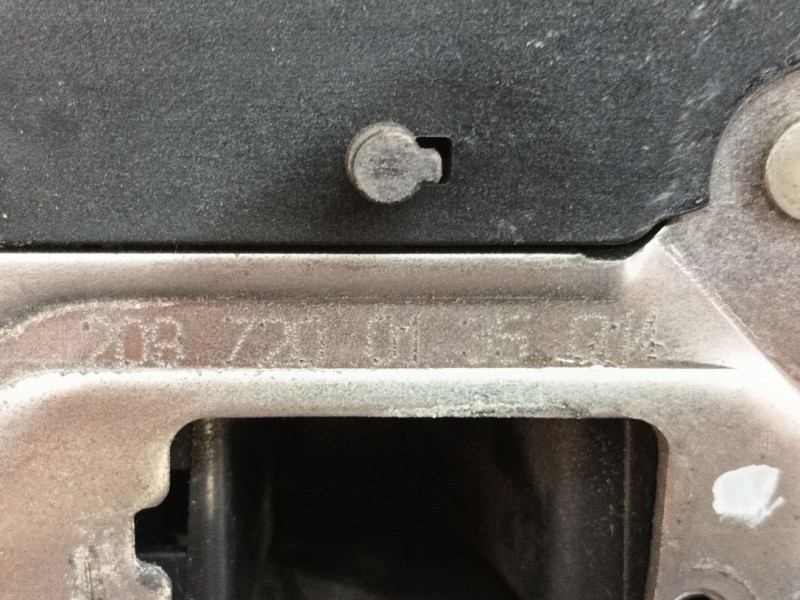Recambio de cerradura puerta delantera izquierda para mercedes-benz clk (c209) clk 270 cdi (209.316) referencia OEM IAM 20972001