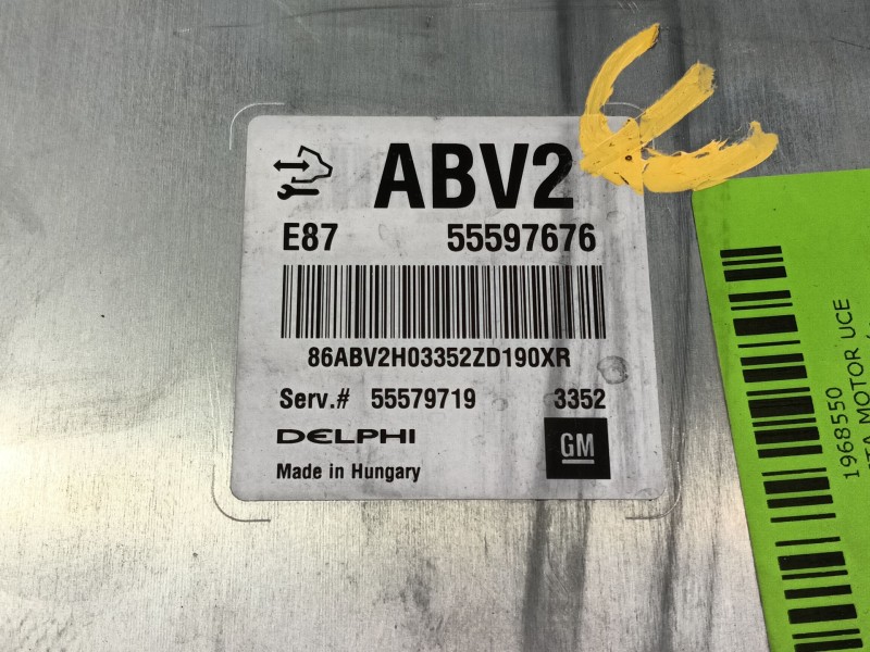 Recambio de centralita motor uce para opel astra j sedán 1.7 cdti (69) referencia OEM IAM   