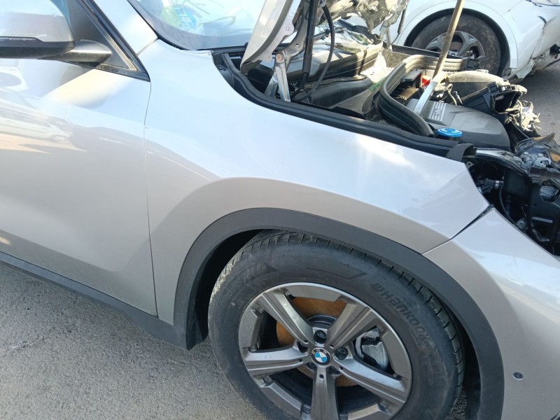 Recambio de aleta delantera derecha para bmw x1 (u11) sdrive 20d referencia OEM IAM   