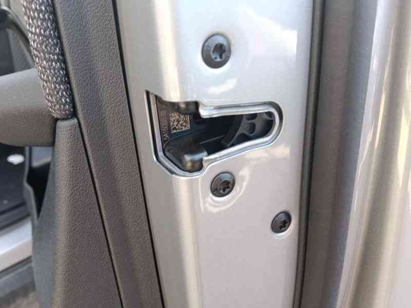 Recambio de cerradura puerta delantera derecha para bmw x1 (u11) sdrive 20d referencia OEM IAM   