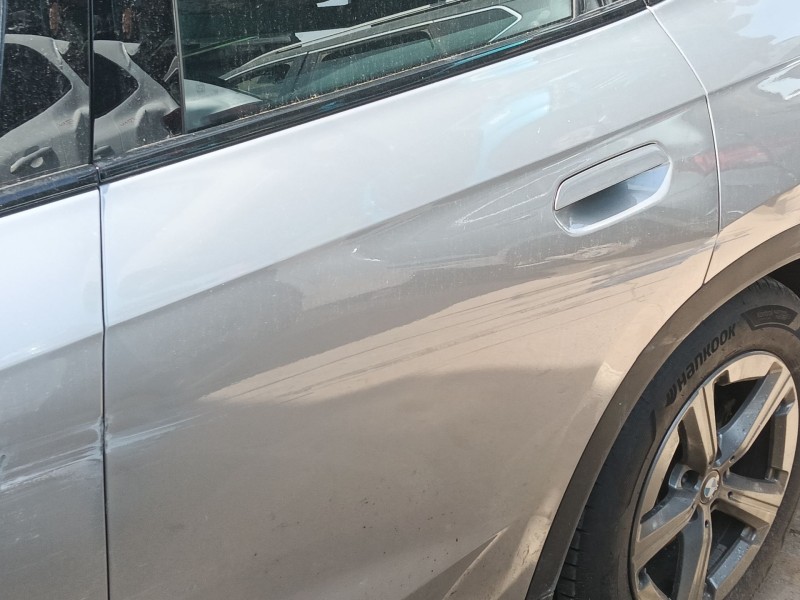 Recambio de puerta trasera izquierda para bmw x1 (u11) sdrive 20d referencia OEM IAM   