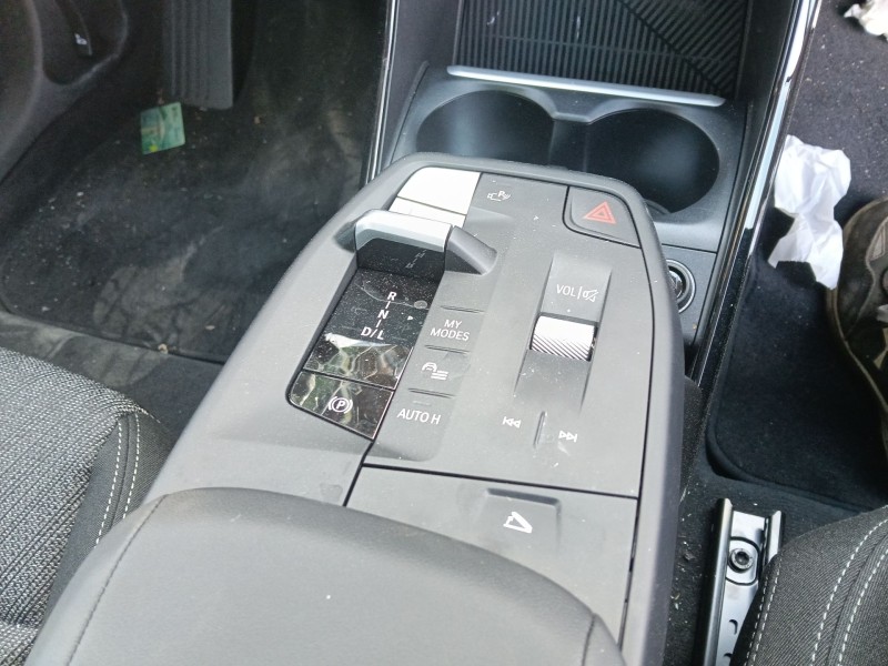 Recambio de pomo palanca cambio para bmw x1 (u11) sdrive 20d referencia OEM IAM   