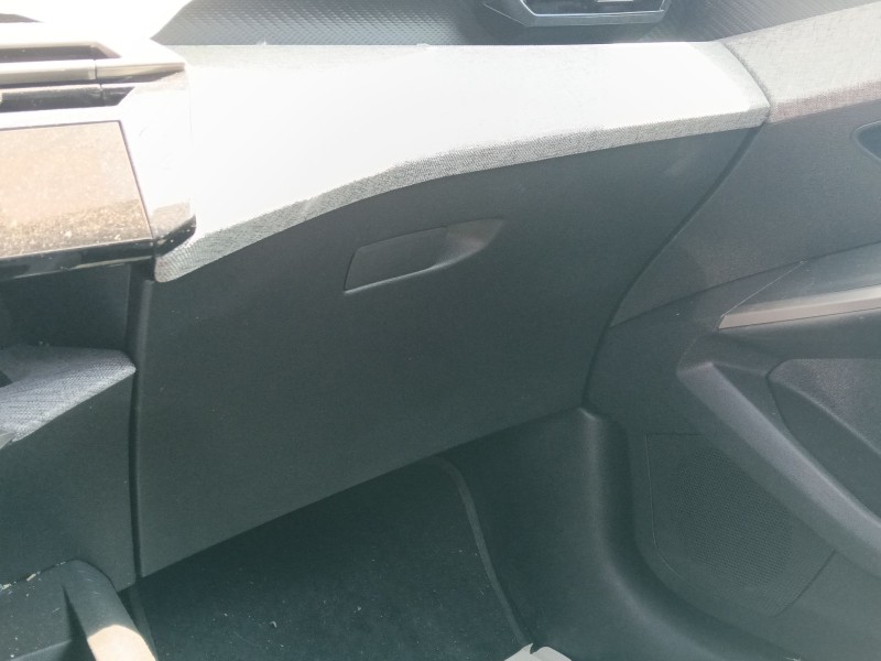 Recambio de guantera para peugeot 3008 (p13) allure hybrid 136 e-dcs6 referencia OEM IAM   