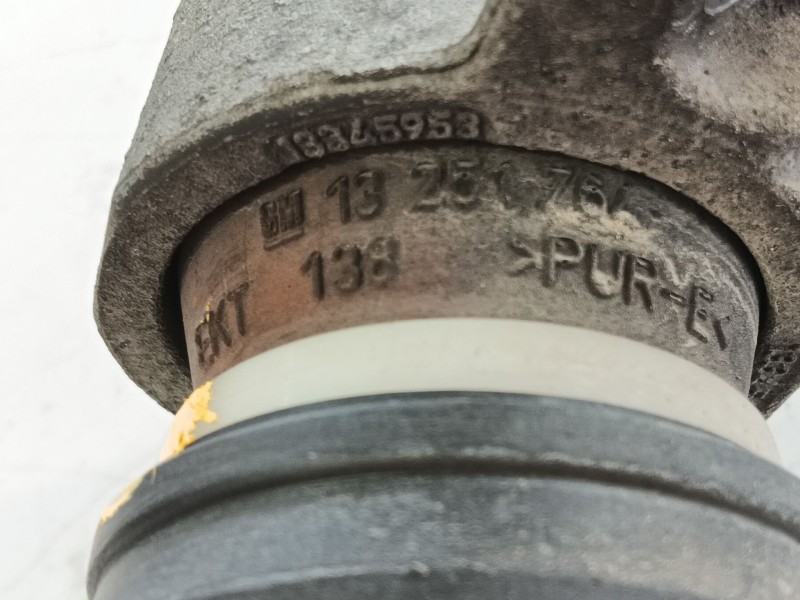 Recambio de amortiguador trasero derecho para opel astra j sedán 1.7 cdti (69) referencia OEM IAM 13411888  