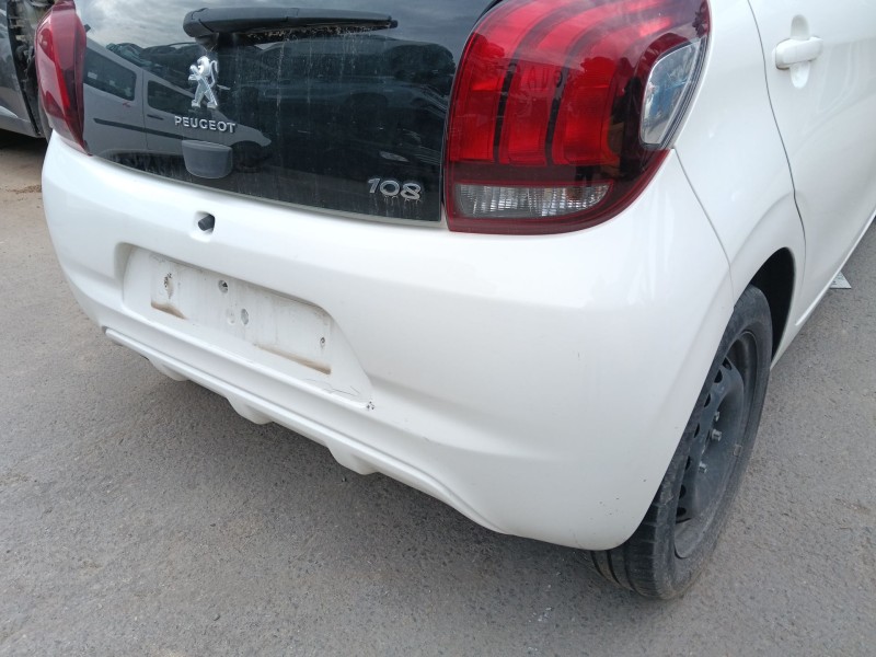 Recambio de paragolpes trasero para peugeot 108 1.0 vti 72 referencia OEM IAM   