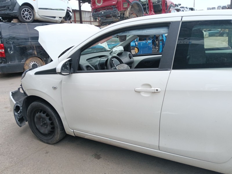 Recambio de puerta delantera izquierda para peugeot 108 1.0 vti 72 referencia OEM IAM   