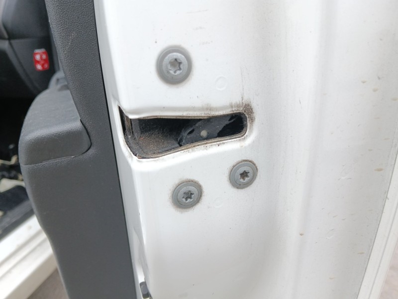 Recambio de cerradura puerta delantera derecha para peugeot 108 1.0 vti 72 referencia OEM IAM   