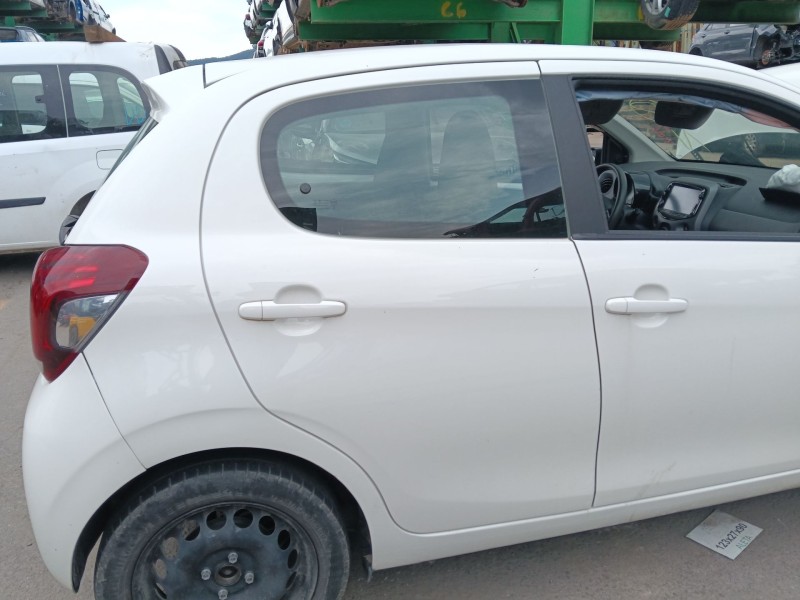 Recambio de puerta trasera derecha para peugeot 108 1.0 vti 72 referencia OEM IAM   