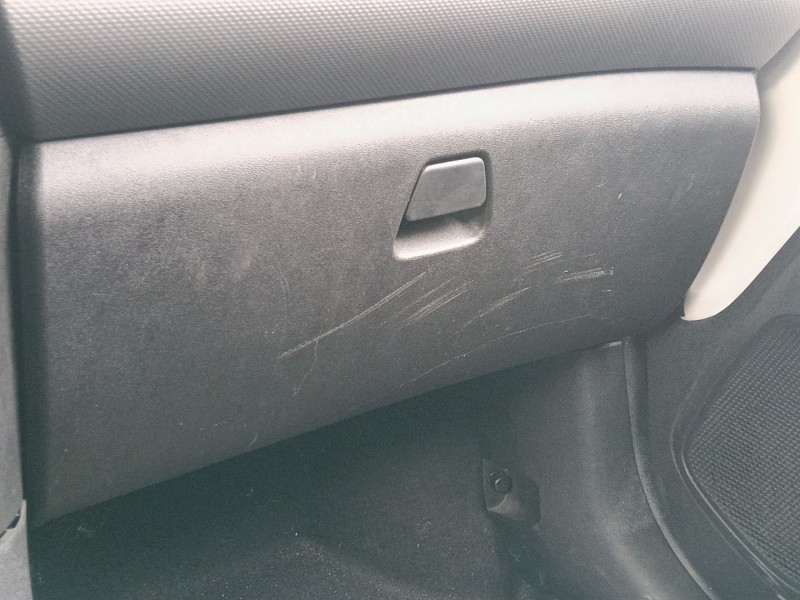 Recambio de guantera para peugeot 108 1.0 vti 72 referencia OEM IAM   