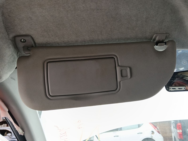 Recambio de parasol izquierdo para peugeot 108 1.0 vti 72 referencia OEM IAM   