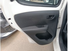 Recambio de guarnecido puerta trasera izquierda para peugeot 108 1.0 vti 72 referencia OEM IAM   