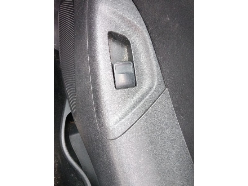 Recambio de mando elevalunas delantero derecho para peugeot 108 1.0 vti 72 referencia OEM IAM   