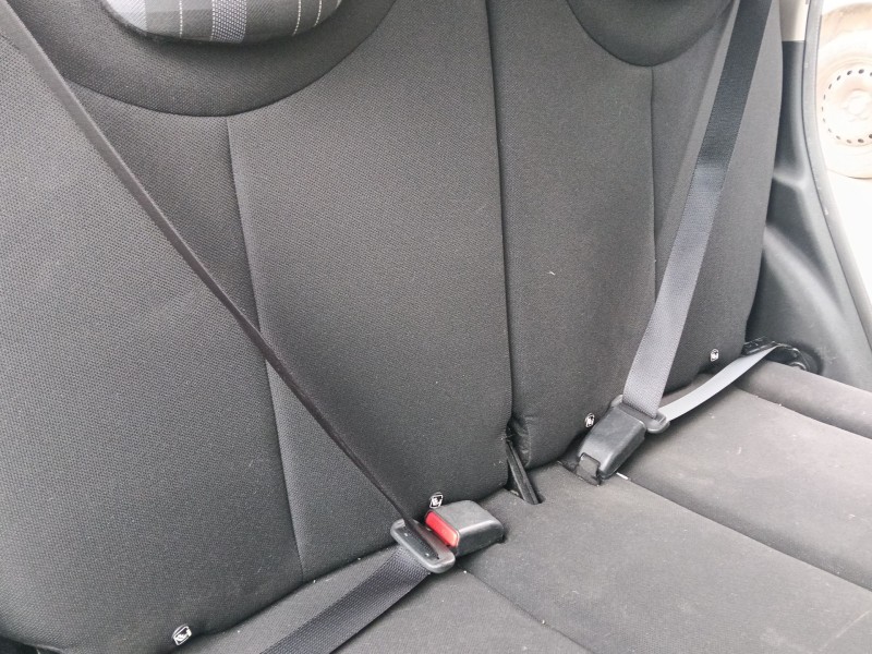 Recambio de cinturon seguridad trasero derecho para peugeot 108 1.0 vti 72 referencia OEM IAM   