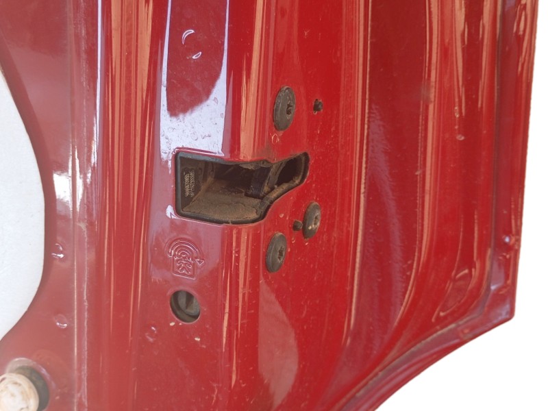 Recambio de puerta trasera derecha para jeep avenger 1.2 turbo 100 referencia OEM IAM   