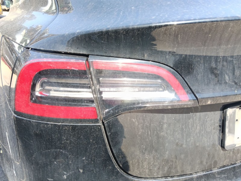 Recambio de piloto trasero izquierdo interior para tesla model 3 ev awd referencia OEM IAM   