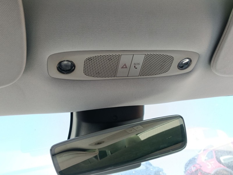 Recambio de luz interior delantera central para tesla model 3 ev awd referencia OEM IAM   