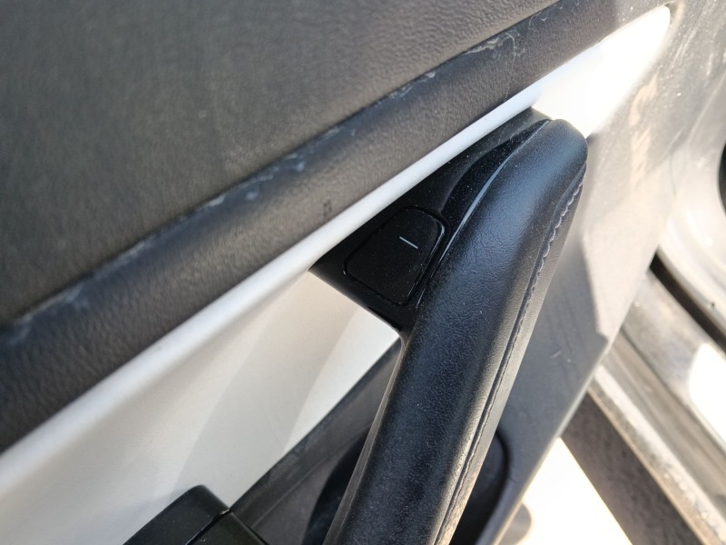 Recambio de mando elevalunas delantero izquierdo para tesla model 3 ev awd referencia OEM IAM   