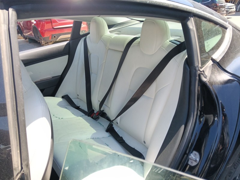 Recambio de cinturon seguridad trasero izquierdo para tesla model 3 ev awd referencia OEM IAM   
