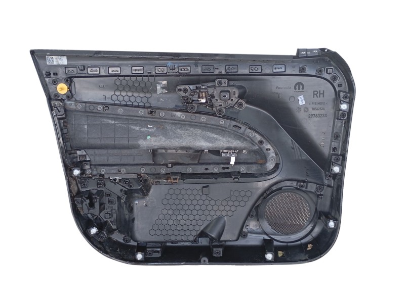 Recambio de guarnecido puerta delantera derecha para jeep avenger 1.2 turbo 100 referencia OEM IAM   