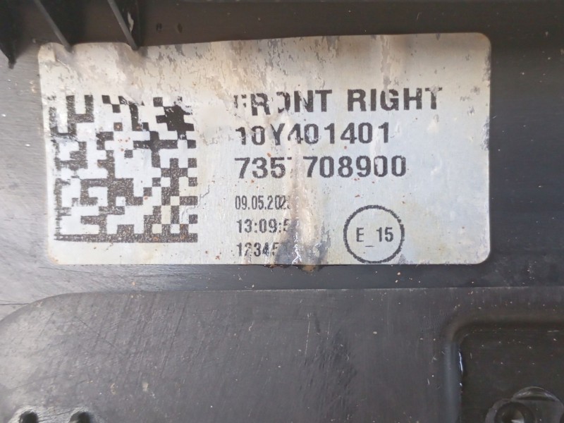 Recambio de guarnecido puerta delantera derecha para jeep avenger 1.2 turbo 100 referencia OEM IAM   