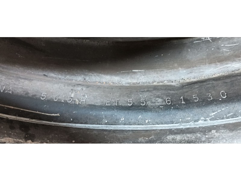 Recambio de llanta para nissan trade furgoneta 75 referencia OEM IAM   