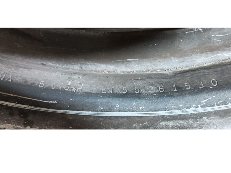 Recambio de llanta para nissan trade furgoneta 75 referencia OEM IAM  5J15 ET55