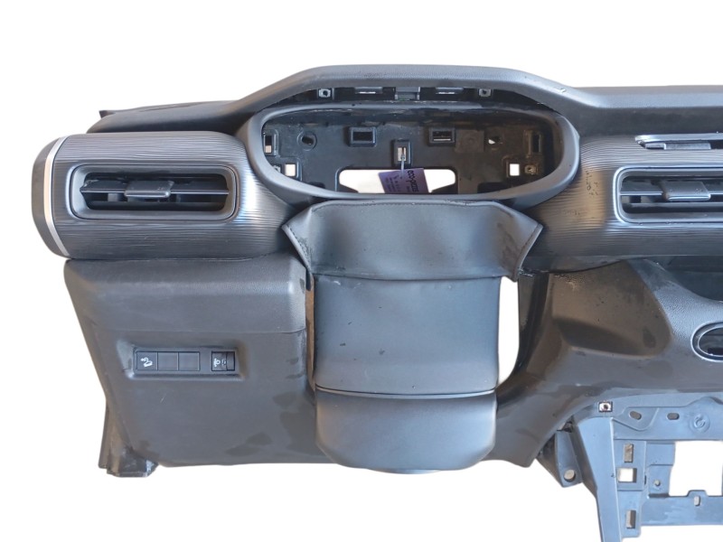 Recambio de salpicadero para jeep avenger 1.2 turbo 100 referencia OEM IAM  A022M477C 
