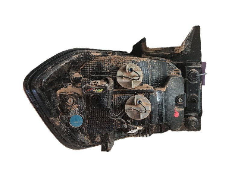 Recambio de piloto trasero derecho para jeep avenger 1.2 turbo 100 referencia OEM IAM   