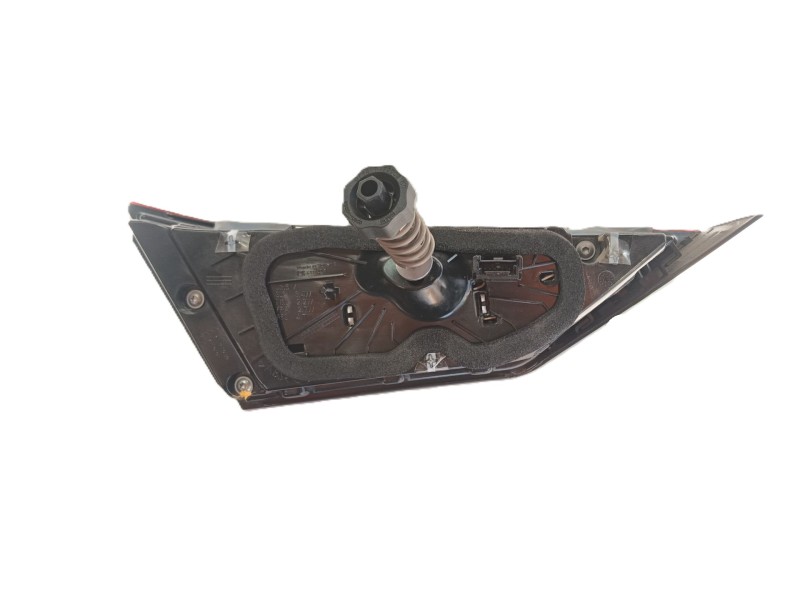 Recambio de piloto trasero derecho interior para bmw 1 (f40) 118 d referencia OEM IAM 63217450652  