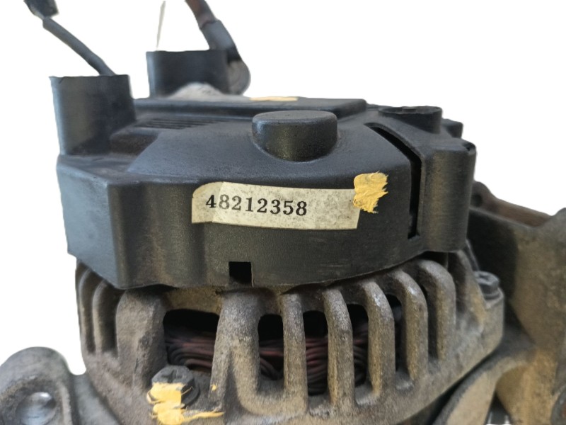 Recambio de alternador para fiat doblo cargo (263_) 1.3 d multijet referencia OEM IAM 0000052003518 / 0000071795805  