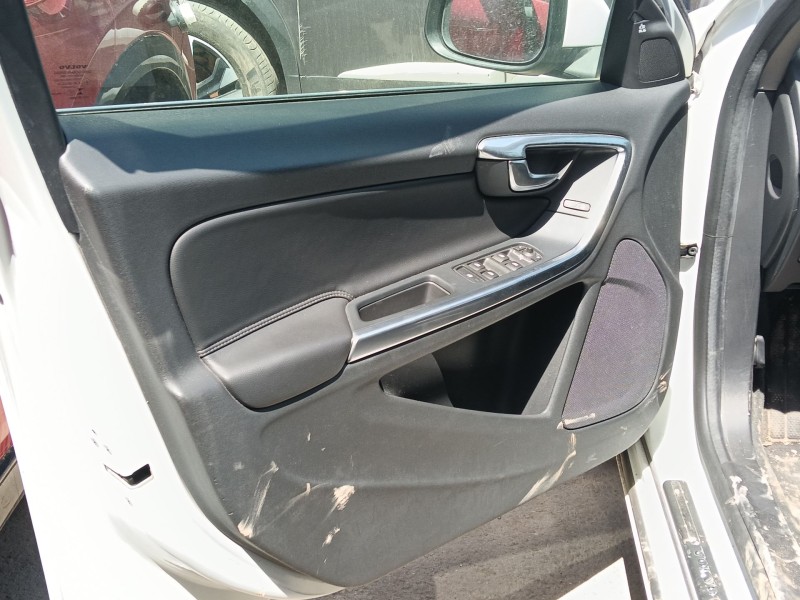 Recambio de guarnecido puerta delantera izquierda para volvo s60 ii (134) d3 referencia OEM IAM   