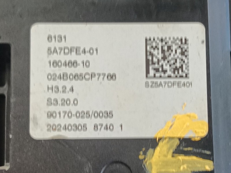 Recambio de consola central para bmw 1 (f40) 118 d referencia OEM IAM   