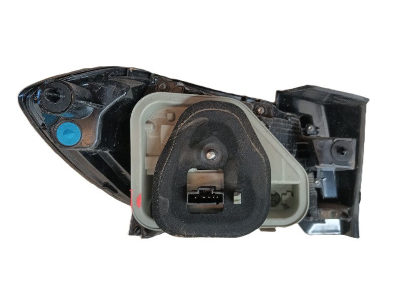 Recambio de piloto trasero derecho para peugeot 208 ii (ub_, up_, uw_, uj_) 1.2 puretech 100 referencia OEM IAM 9823216580 73250
