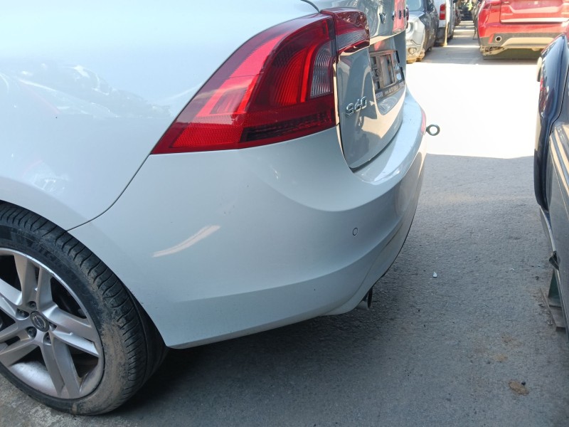 Recambio de paragolpes trasero para volvo s60 ii (134) d3 referencia OEM IAM   
