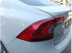 Recambio de piloto trasero izquierdo para volvo s60 ii (134) d3 referencia OEM IAM   
