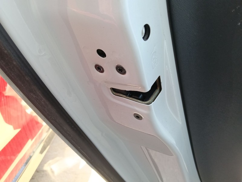 Recambio de cerradura puerta trasera izquierda para volvo s60 ii (134) d3 referencia OEM IAM   