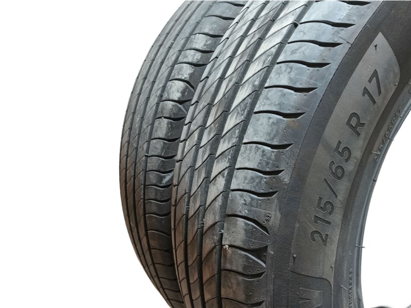 Recambio de neumatico para » otros... modelos referencia OEM IAM 215/65 R17 103V 2 MICHELIN