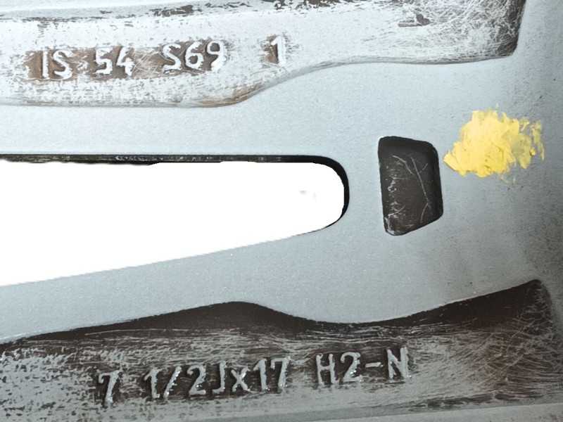 Recambio de llanta para bmw 1 (f40) 118 d referencia OEM IAM   