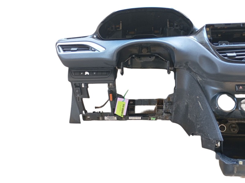 Recambio de salpicadero para peugeot 208 i (ca_, cc_) 1.6 hdi referencia OEM IAM   