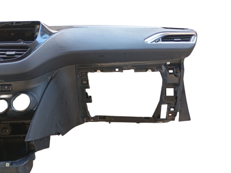 Recambio de salpicadero para peugeot 208 i (ca_, cc_) 1.6 hdi referencia OEM IAM   